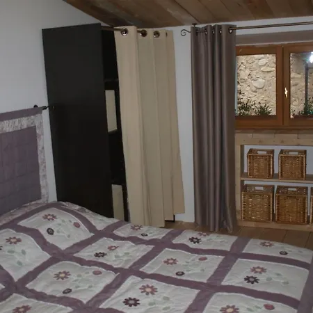 Maison La Minoterie Holiday home Volonne